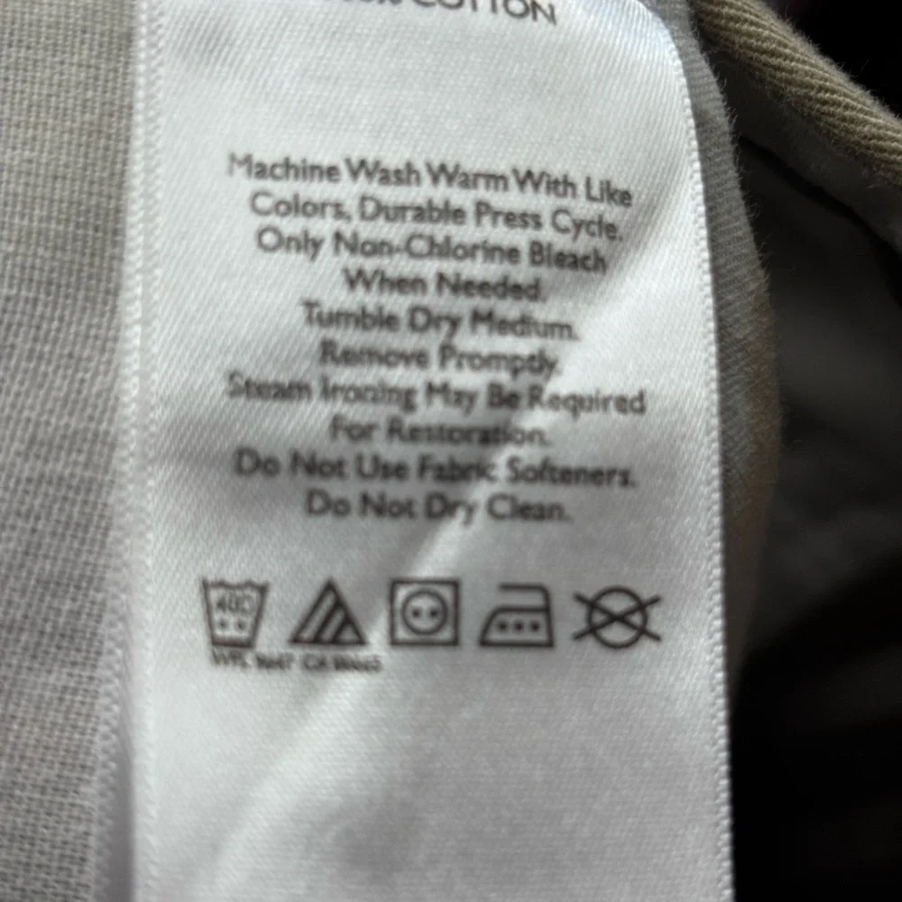 Eddie Bauer Men's Tan‎ Chinos